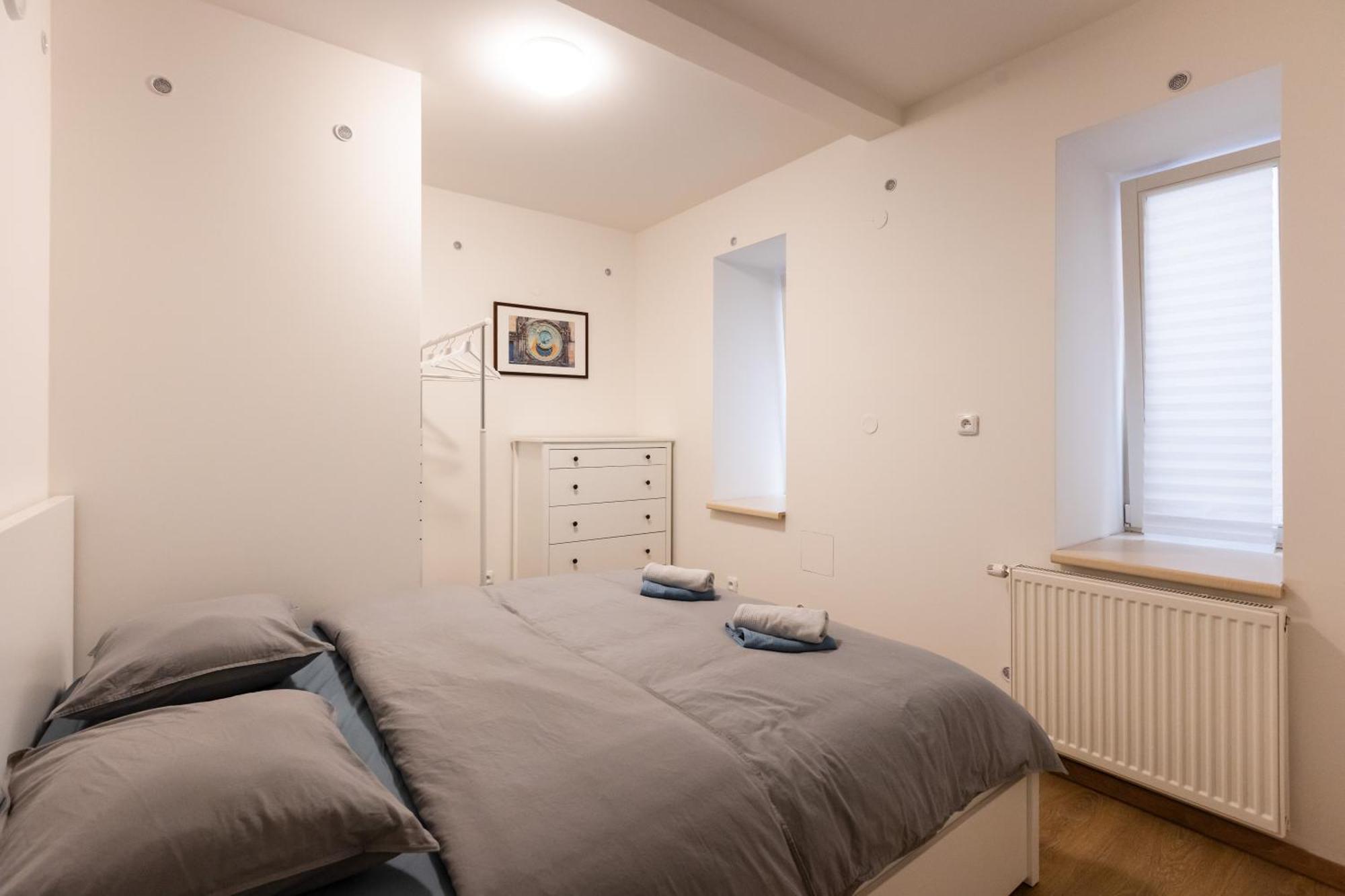 Spacious Apartment In Quiet Courtyard Near Charles Bridge 布拉格 外观 照片