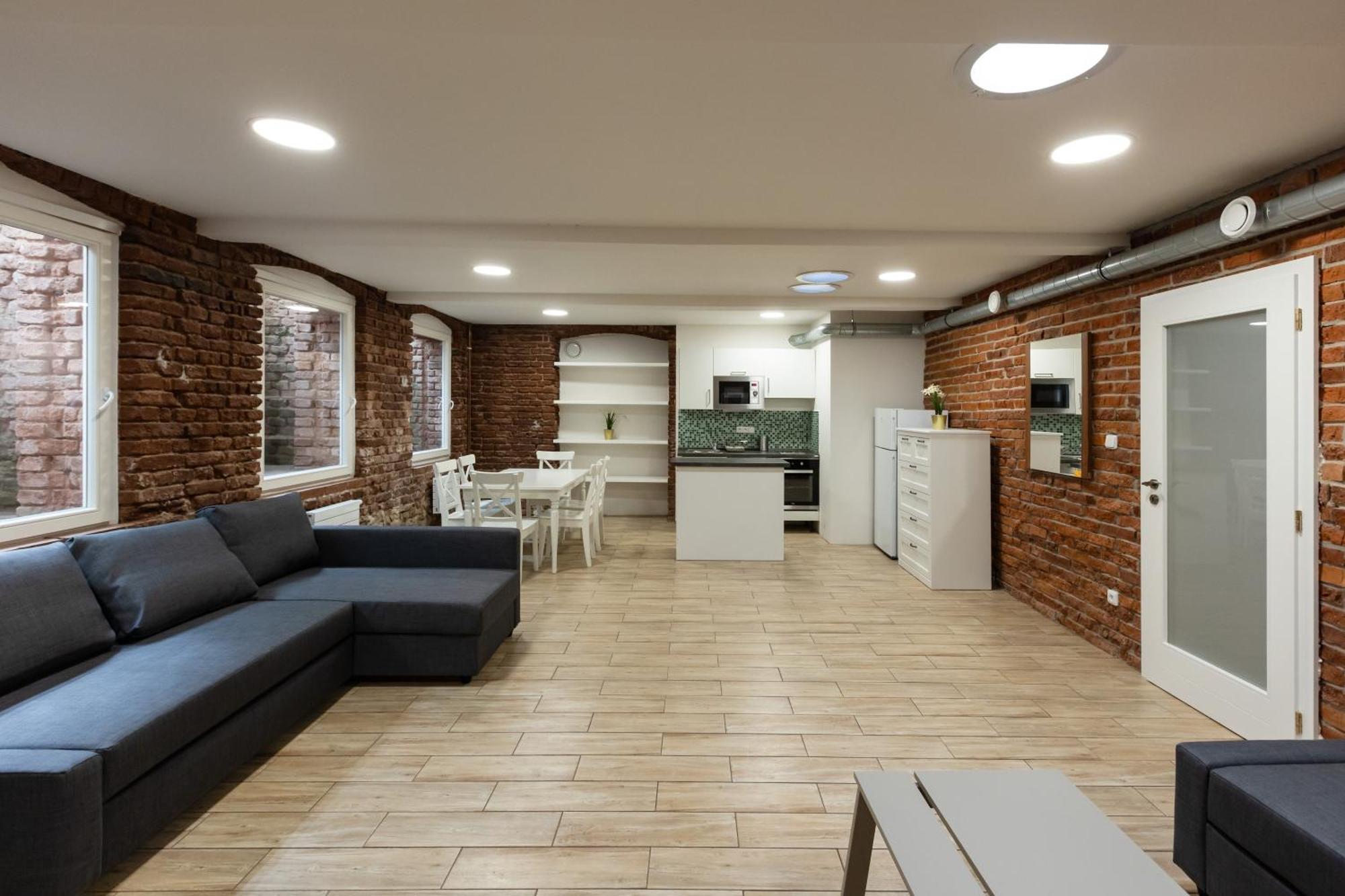 Spacious Apartment In Quiet Courtyard Near Charles Bridge 布拉格 外观 照片